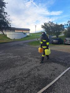 dc88034b-4f41-408e-9176-62ce801f339d